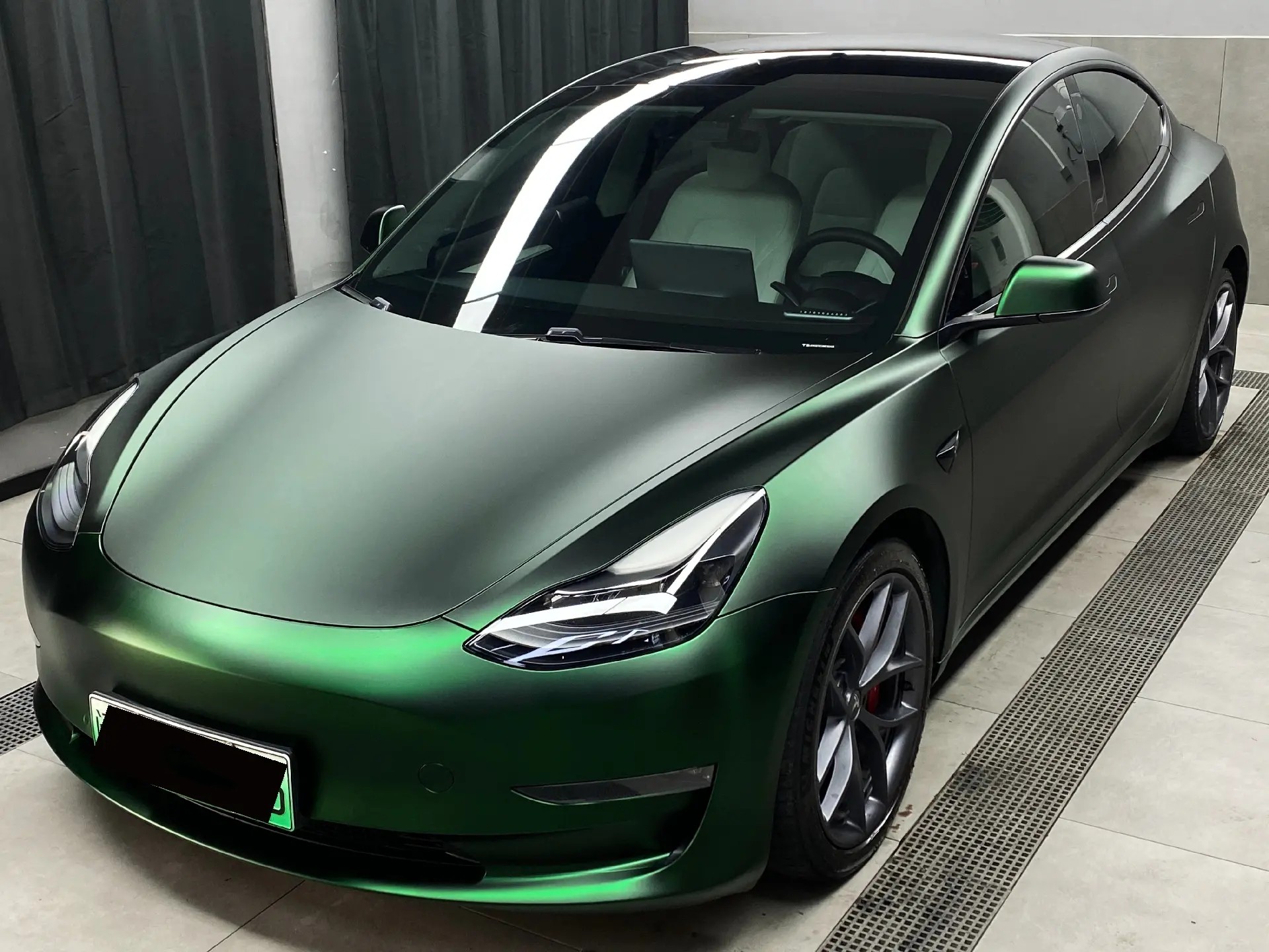 Best Matte Venom Green Car Wrap best-matte-venom-green-car-wrap