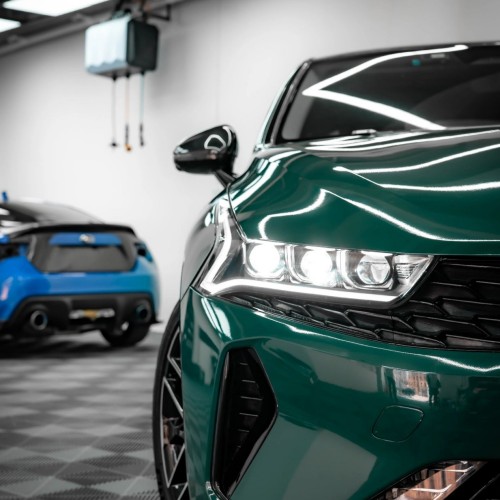 Ravoony Plus PET Audi Gloss Goodwood Green Vinyl Car Wrap