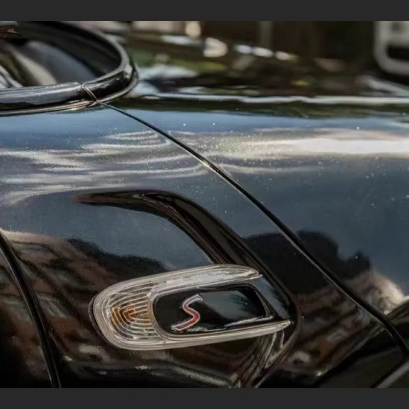  Ravoony Plus Glossy Graphite Black Car Wrap
