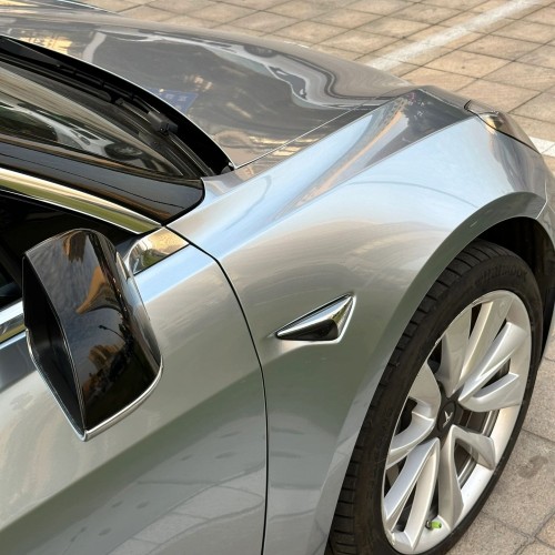 Ravoony Plus Mercedes-Benz Gloss Iridum Silver Car Wrap