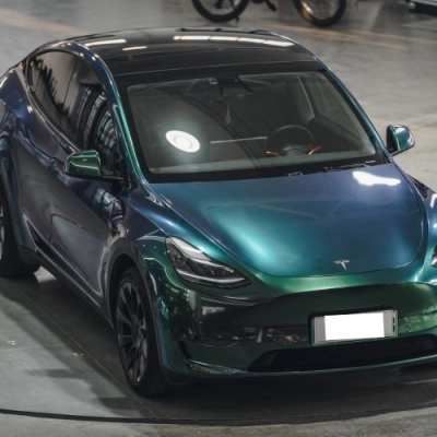 Ravoony Plus BMW Gloss Aurora Diamant Green Vinyl Car Wrap 02