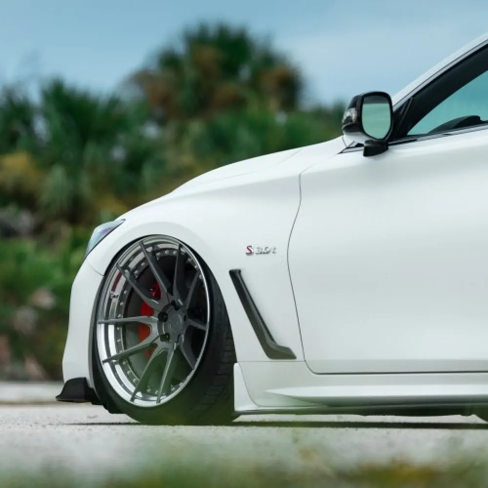 Ravoony Plus Gloss Crystal White Car Vinyl Wrap Q60 Wrap