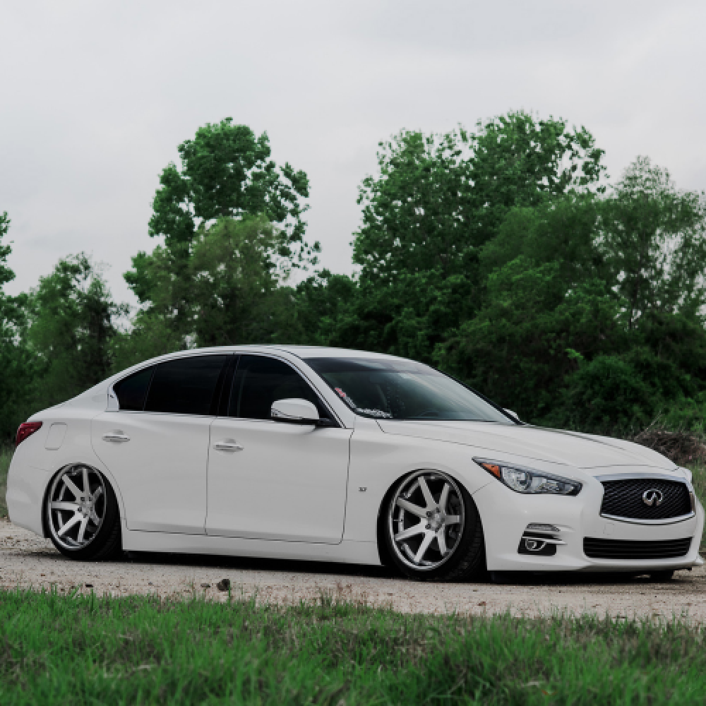 Ravoony Plus Gloss White Car Wrap Q50 Wrap