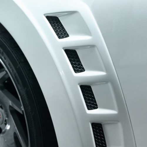 Ravoony Plus Satin Ceramic White to Gold Car Wrap Q60 Wrap