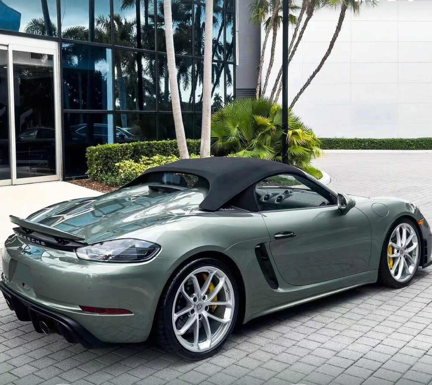 Ravoony Plus NIO Gloss Arctic Green Color Car Wrap