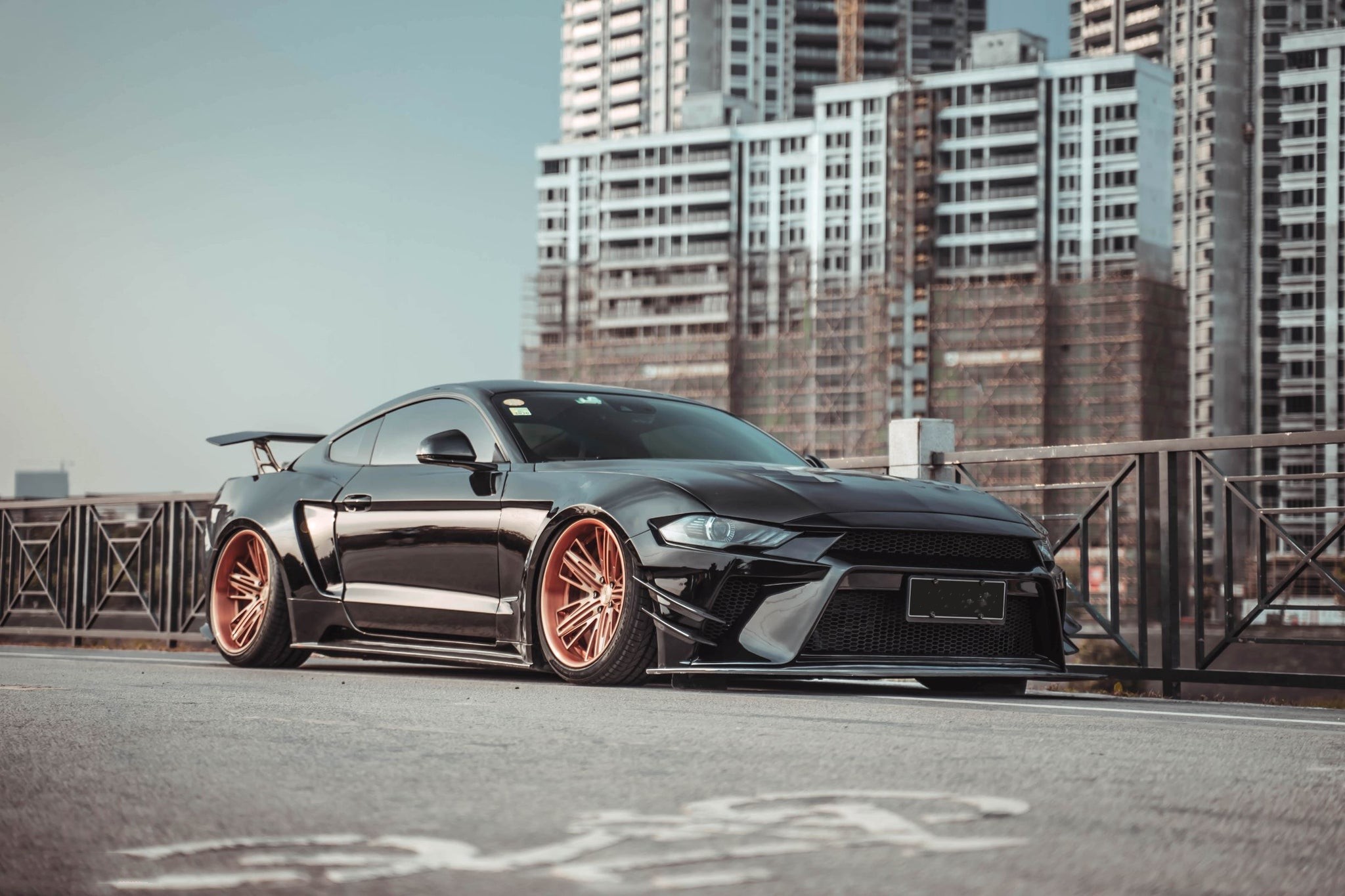 Ravoony Plus Gloss Black Car Wrap Ford Mustang S550 Wrap