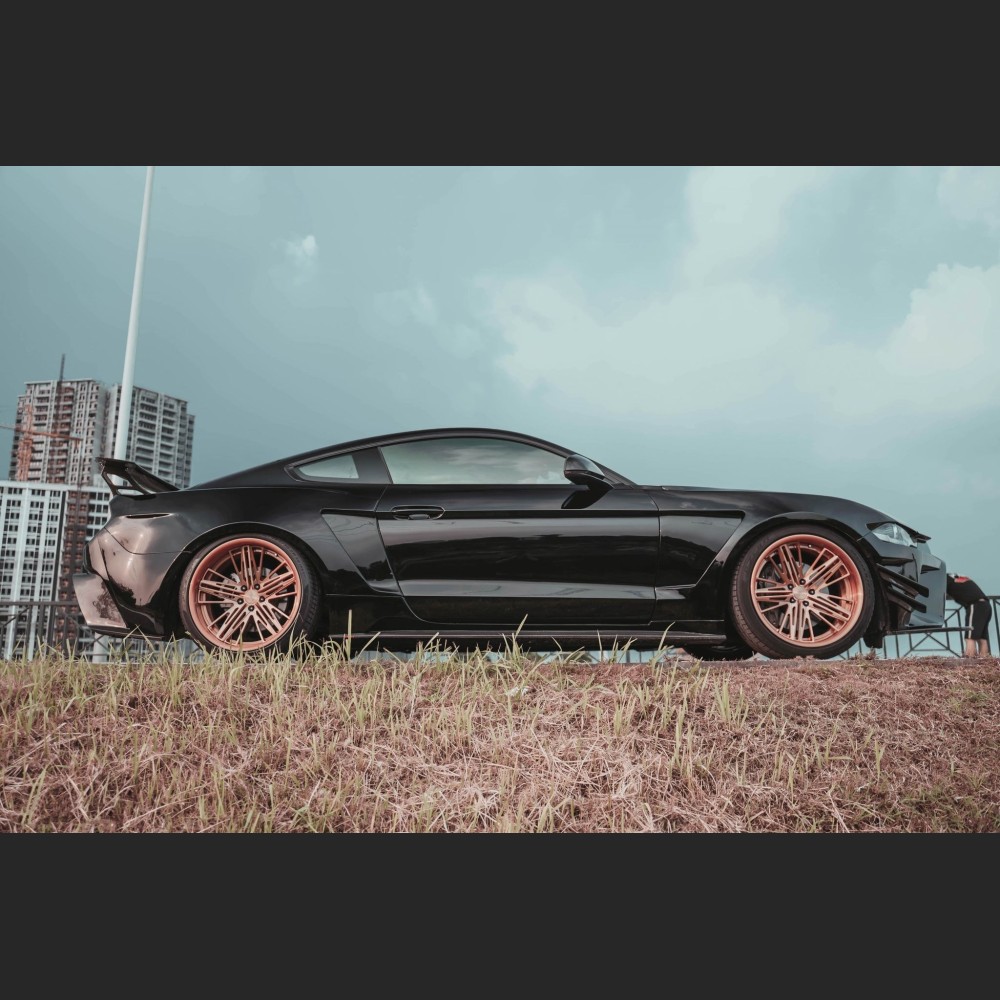 Ravoony Plus Gloss Black Car Wrap Ford Mustang S550 Wrap