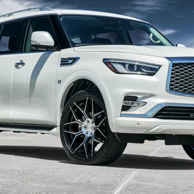 Ravoony Plus Gloss White Car Wrap QX80 Wrap