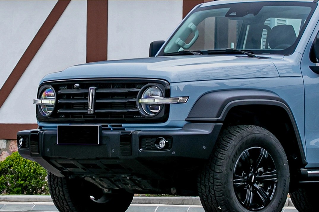 Ravoony Plus Rolls-Royce Gloss Dawn Light Blue Vinyl Car Wrap