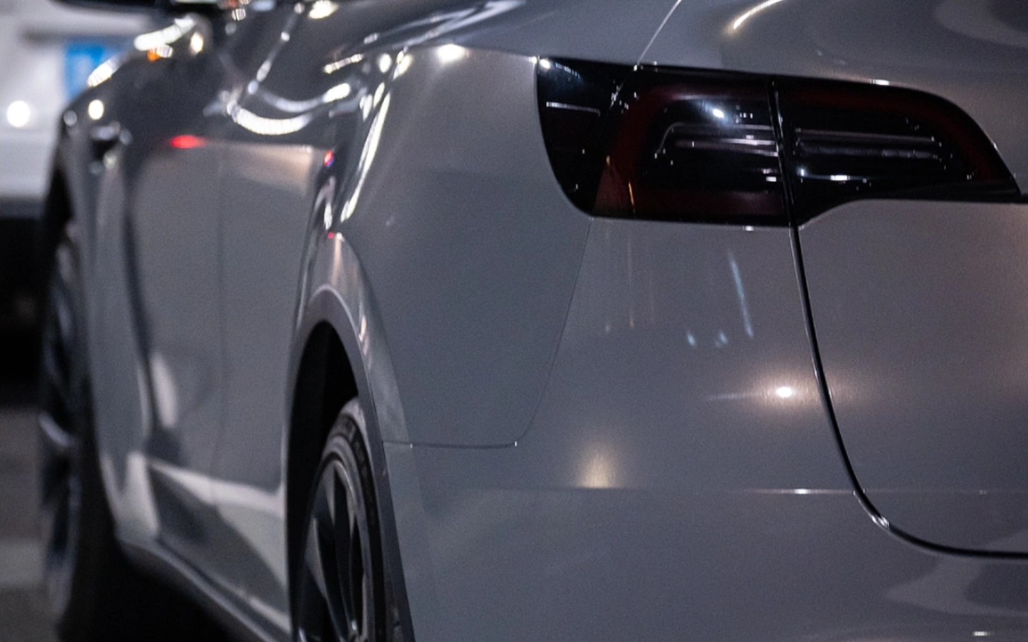 Ravoony Plus BMW Gloss Bernina Grey Car Vinyl Wrap