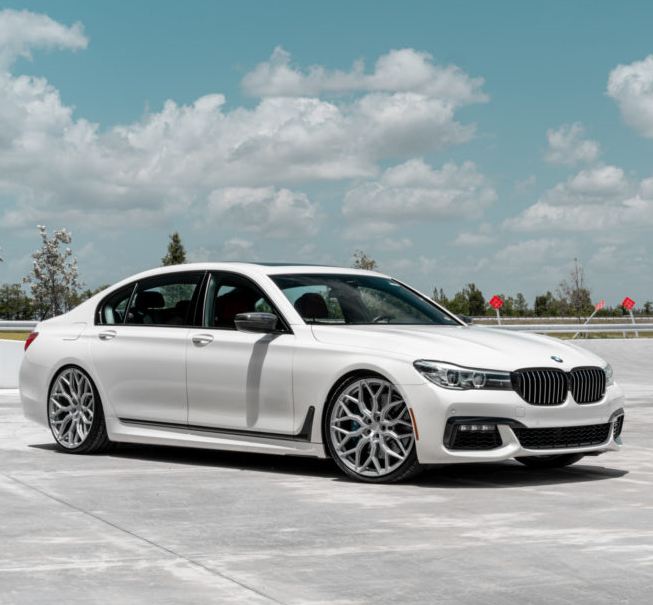 Ravoony Plus Gloss Crystal White Car Vinyl Wrap BMW 7 SERIES Wrap