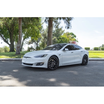  Ravoony Plus Gloss Crystal White Car Vinyl Wrap Tesla Model S Wrap 02