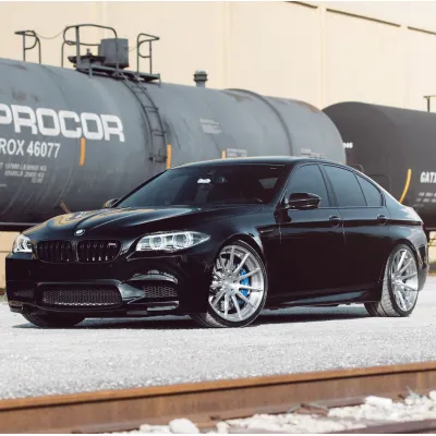 Ravoony Plus Glossy Crystal Black Car Vinyl Wrap BMW M5 F10 wrap 02