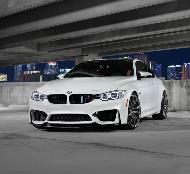 Ravoony Plus Satin White Car Wrap BMW M4 Wrap