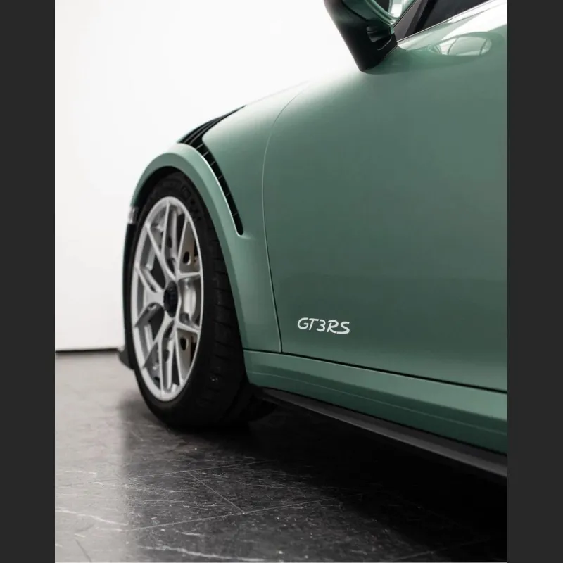 Ravoony Ferrari Gloss Verde Francesca Green Vinyl Car Wrap