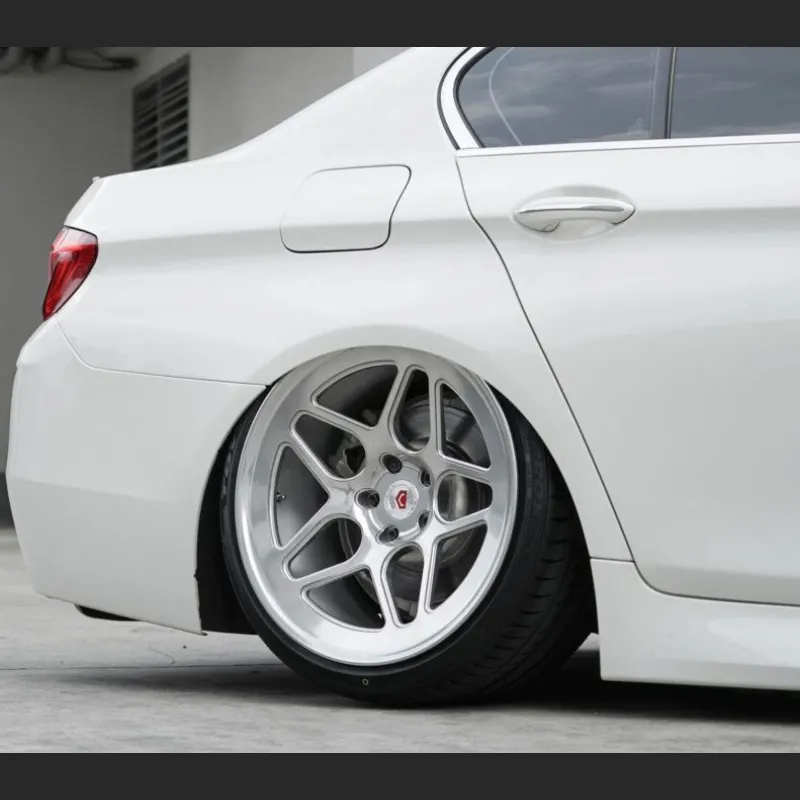 Ravoony Plus Gloss Crystal White Car Vinyl Wrap BMW 5 Series Wrap