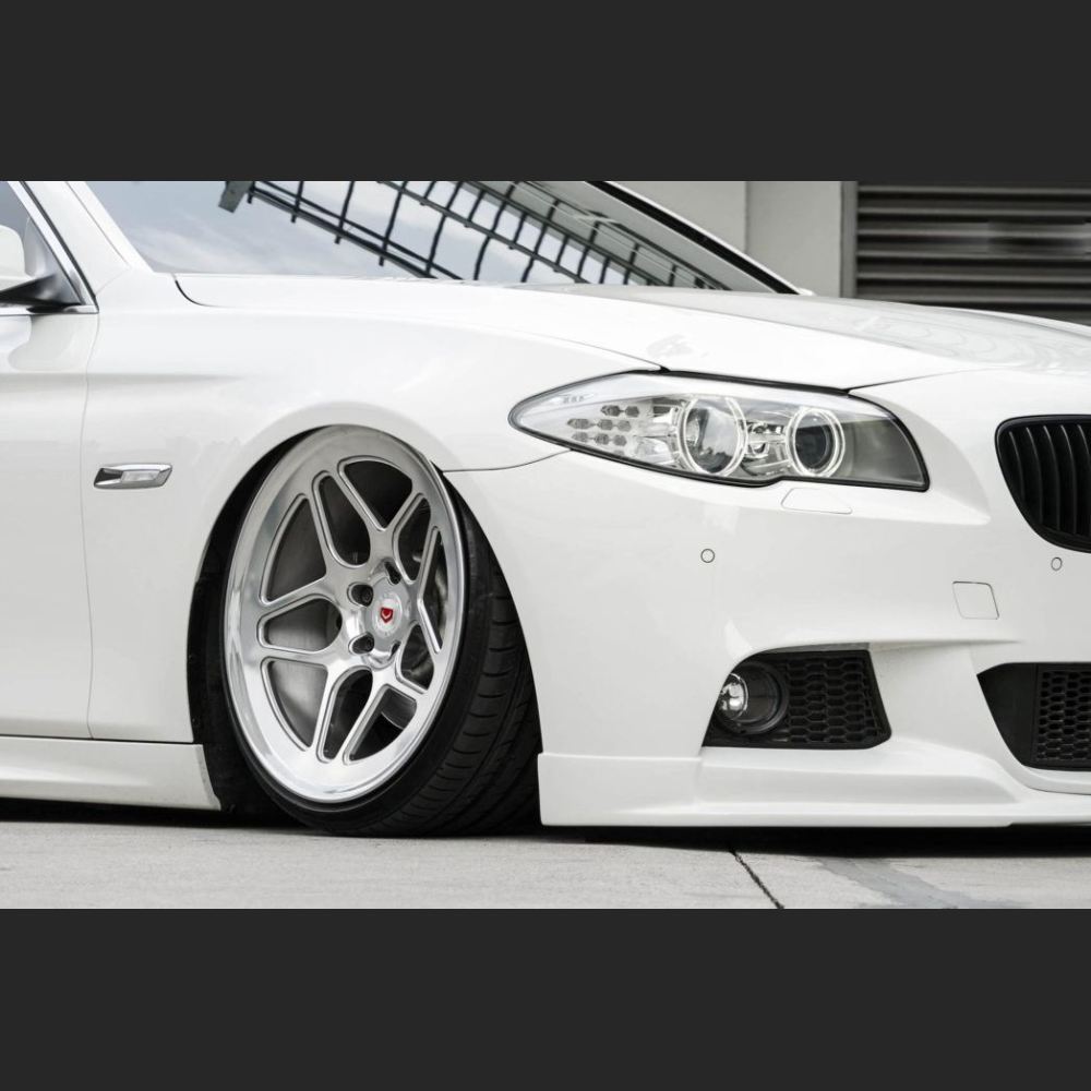 Ravoony Plus Gloss Crystal White Car Vinyl Wrap BMW 5 Series Wrap