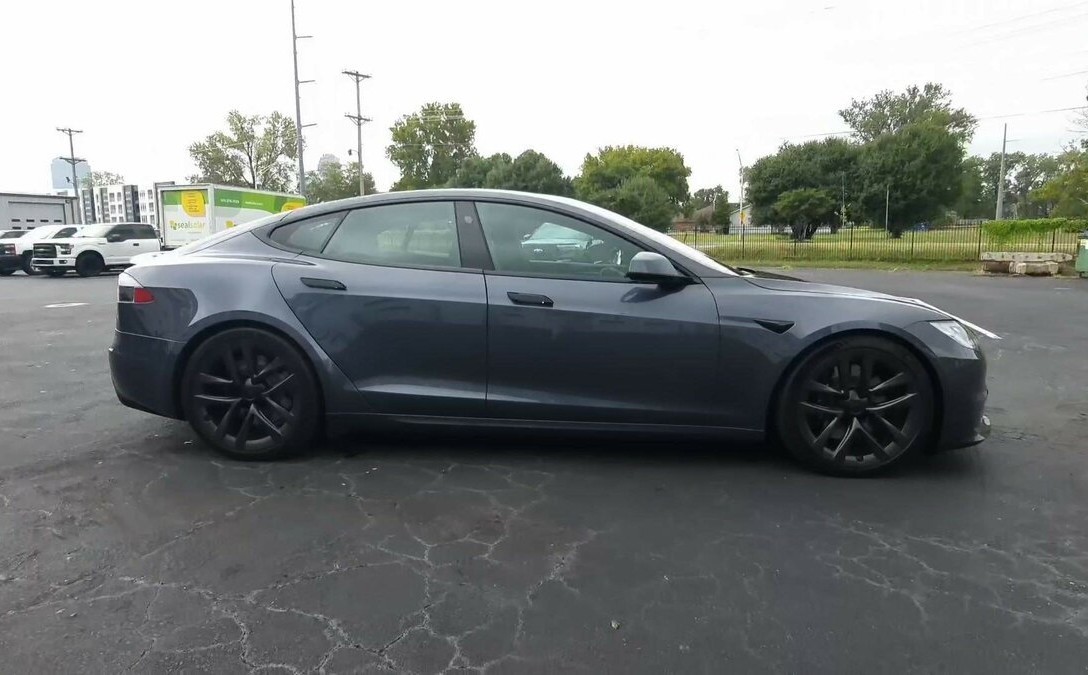  Ravoony Plus Gloss Gunmetal Grey Vinyl Wrap Tesla Model S Wrap