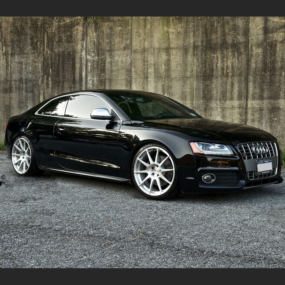 Ravoony Plus Gloss Black Car Wrap Audi S5 Wrap