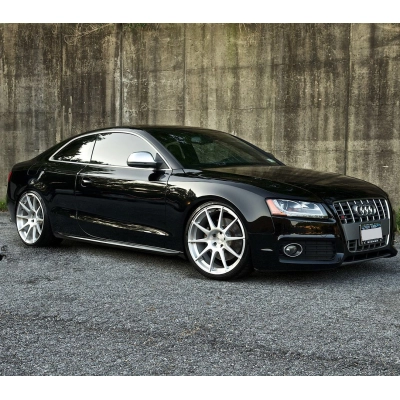 Ravoony Plus Gloss Black Car Wrap Audi S5 Wrap 02