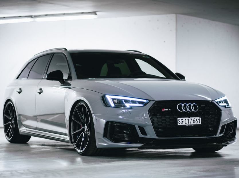 Ravoony Plus PET BMW Brooklyn Grey Vinyl Wrap Audi RS4 Wrap