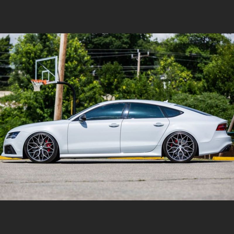 Ravoony Plus Gloss White Car Wrap Audi RS7 Wrap