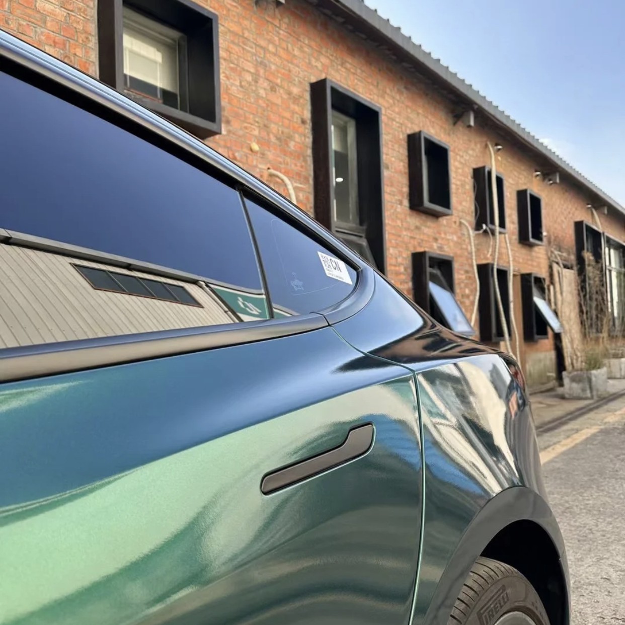 Ravoony Plus Glossy Royal Green Vinyl Car Wrap Tesla Model 3 Wrap