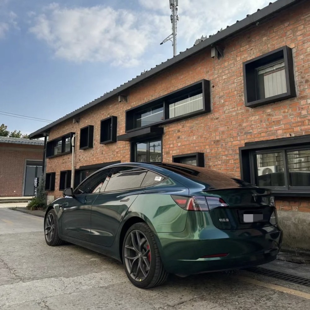 Ravoony Plus Glossy Royal Green Vinyl Car Wrap Tesla Model 3 Wrap