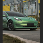  Ravoony Plus Gloss Aston Martin Iridescent Emerald Green Car Wrap Tesla Model Y Wrap