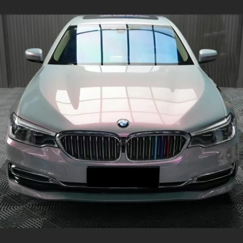 Ravoony Plus Twin Candy Grey Red Color Fliper Car Wrap BMW 5 Series Wrap BMW 530Le