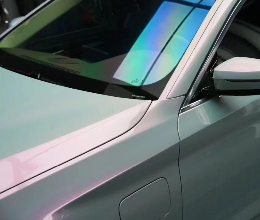 Ravoony Plus Twin Candy Grey Red Color Fliper Car Wrap BMW 5 Series Wrap BMW 530Le