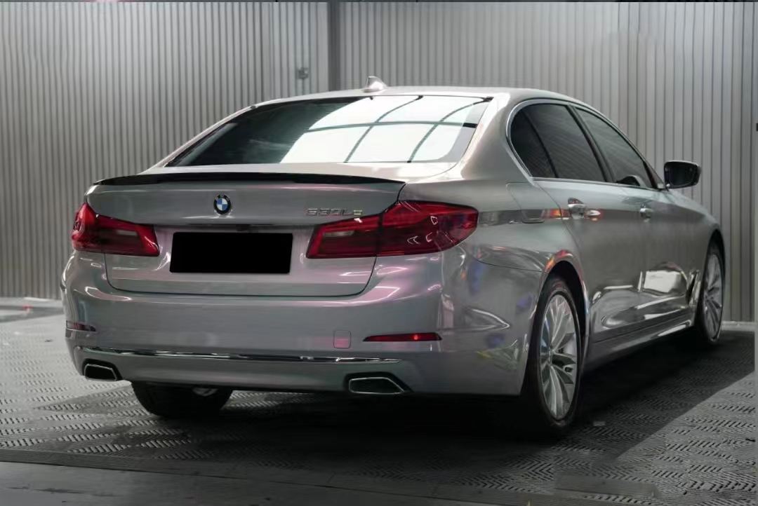 Ravoony Plus Twin Candy Grey Red Color Fliper Car Wrap BMW 5 Series Wrap BMW 530Le