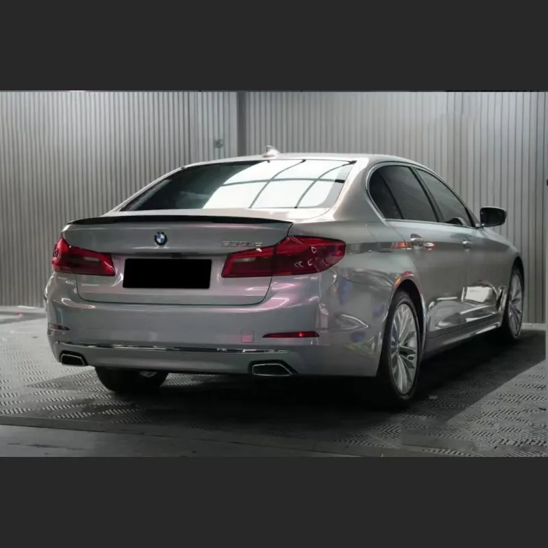 Ravoony Plus Twin Candy Grey Red Color Fliper Car Wrap BMW 5 Series Wrap BMW 530Le
