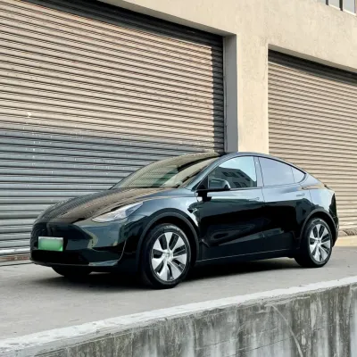  Ravoony Plus Pearlized Emerald Green Car Vinyl Wrap Tesla Model 3 Wrap 02