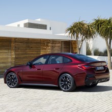 Liquid Metallic Dragon Blood Red Vinyl Car Wrap