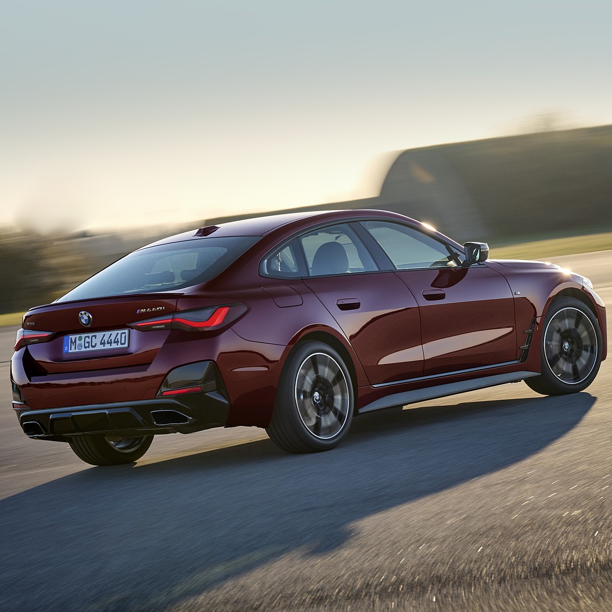 Ravoony Plus Liquid Metallic Dragon Blood Red Vinyl Car Wrap