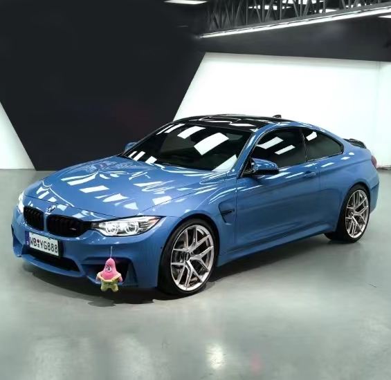 Ravoony Plus Gloss Abudhabi Blue Car Vinyl Wrap BMW M4 Wrap