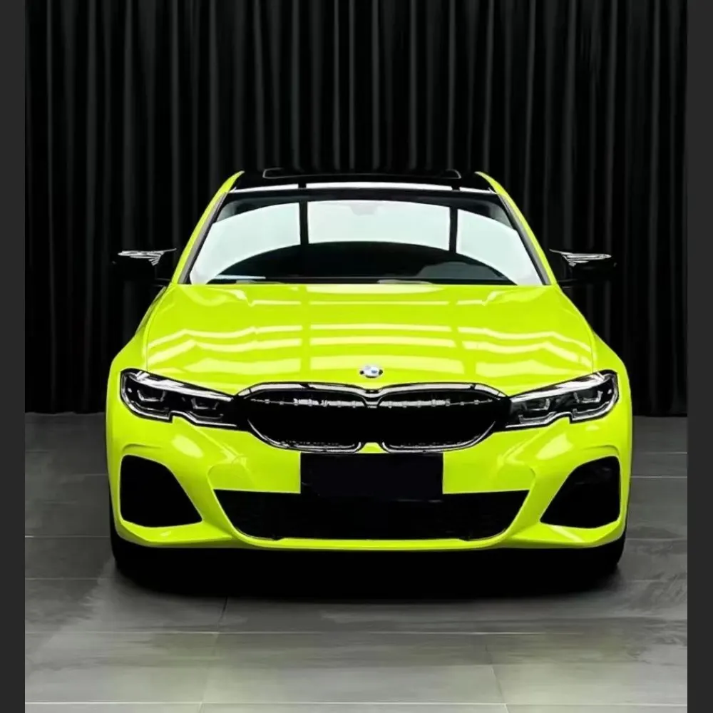 Ravoony Plus Gloss Apple Green Car Wrap BMW 3 Series Wrap