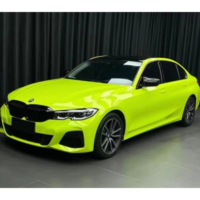 Ravoony Plus Gloss Apple Green Car Wrap BMW 3 Series Wrap 02