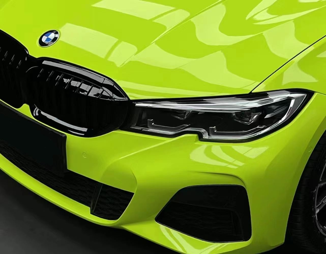 Ravoony Plus Gloss Apple Green Car Wrap BMW 3 Series Wrap