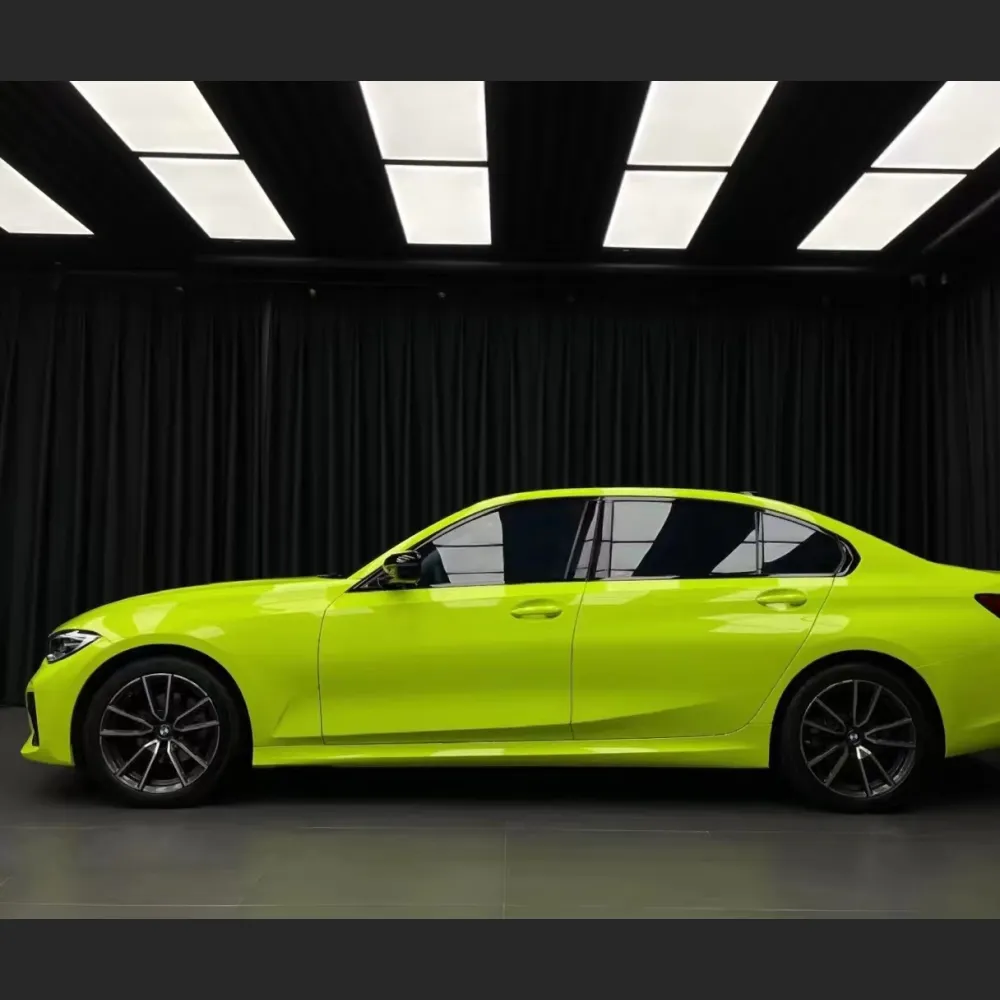 Ravoony Plus Gloss Apple Green Car Wrap BMW 3 Series Wrap