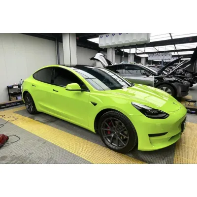 Ravoony Plus Gloss Apple Green Car Wrap Tesla Model 3 Wrap 02