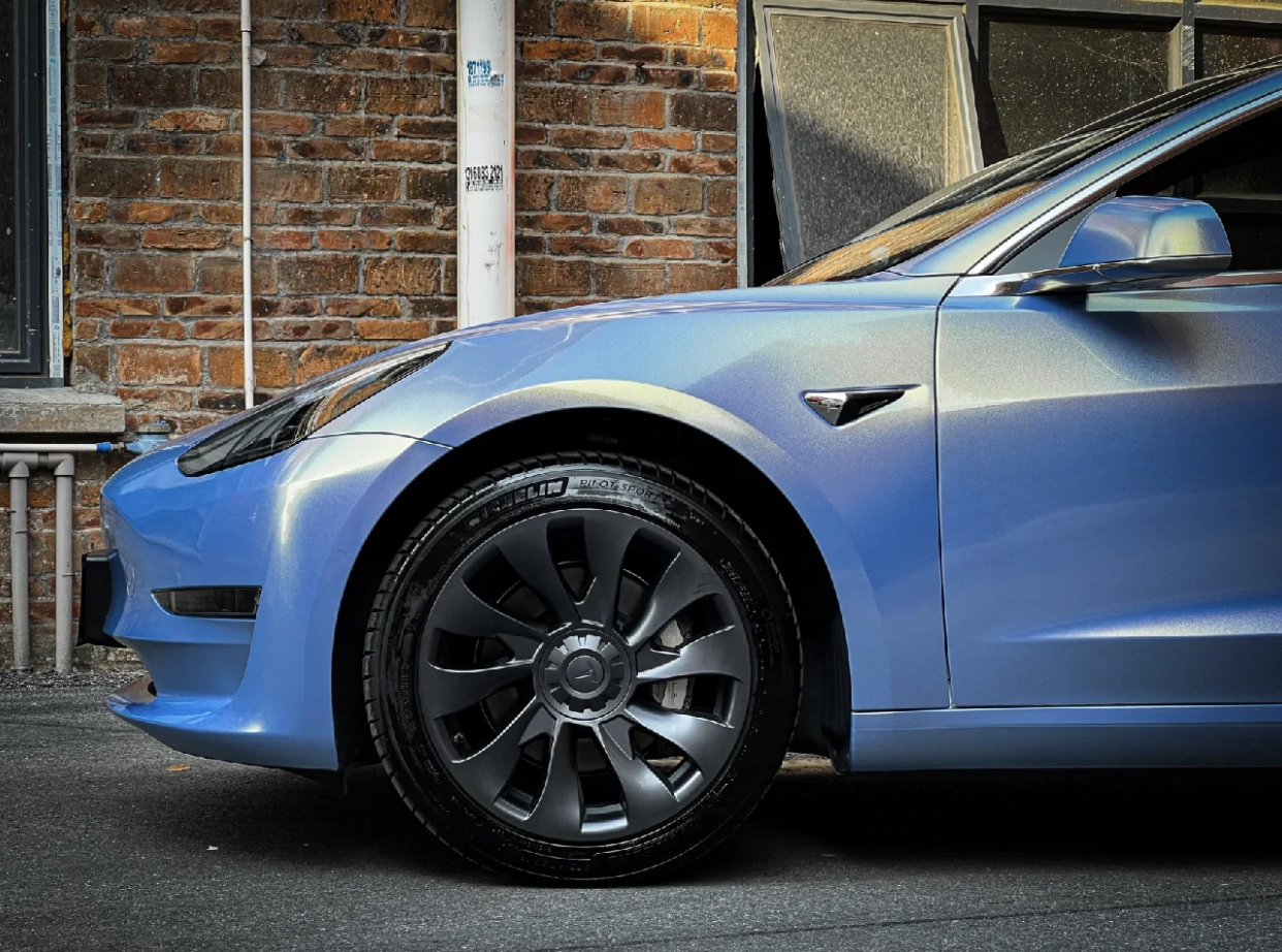 Ravoony Plus Abudhabi Blue Car Vinyl Wrap Tesla Model 3 Wrap