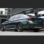 Ravoony Plus BMW Gloss Aurora Diamant Green Vinyl Car Wrap BMW 5 Series Wrap
