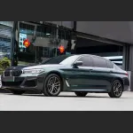 Ravoony Plus BMW Gloss Aurora Diamant Green Vinyl Car Wrap BMW 5 Series Wrap