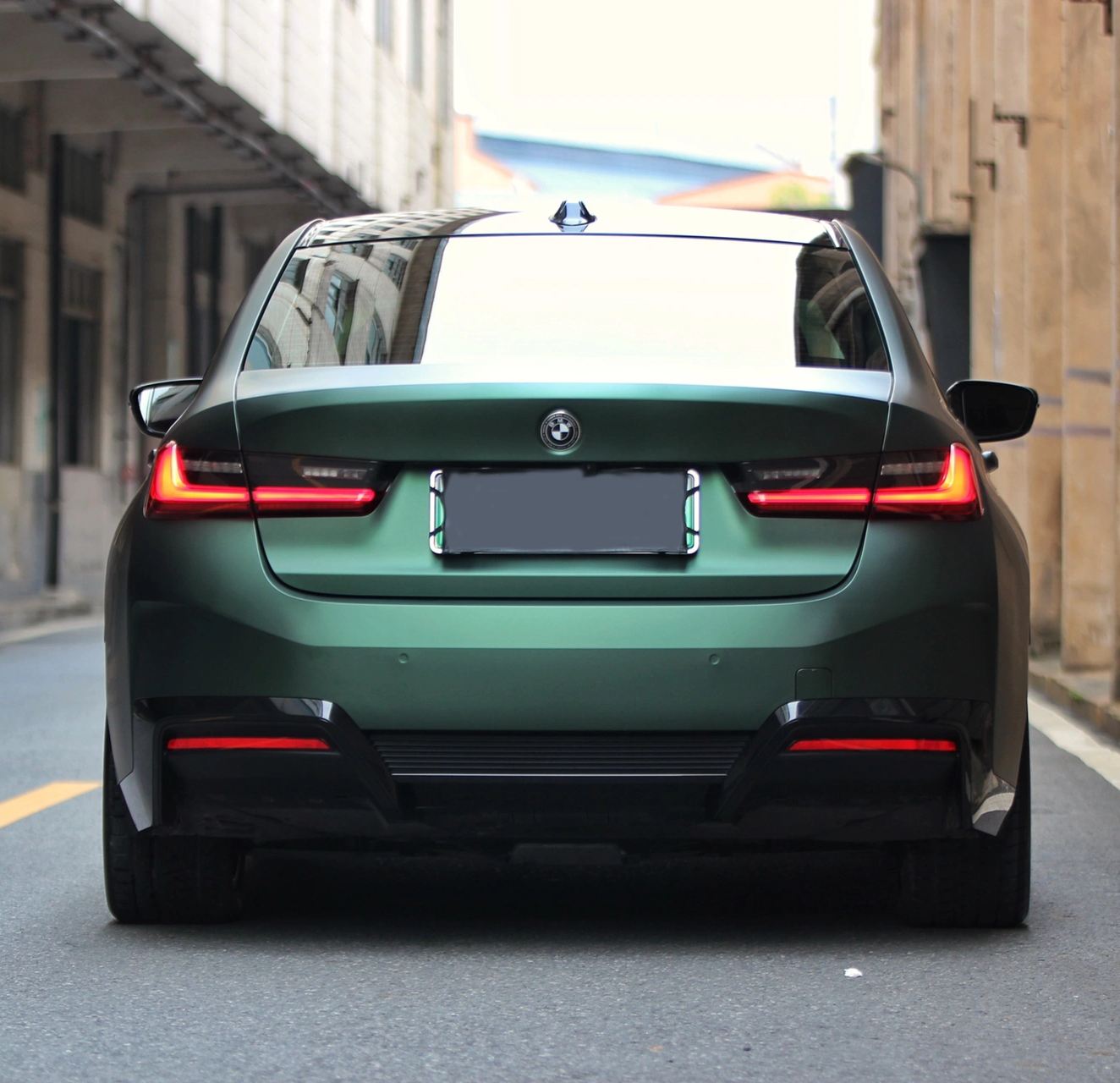 Ravoony Plus Matte Emerald Green Car Vinyl Wrap BMW I3 Wrap