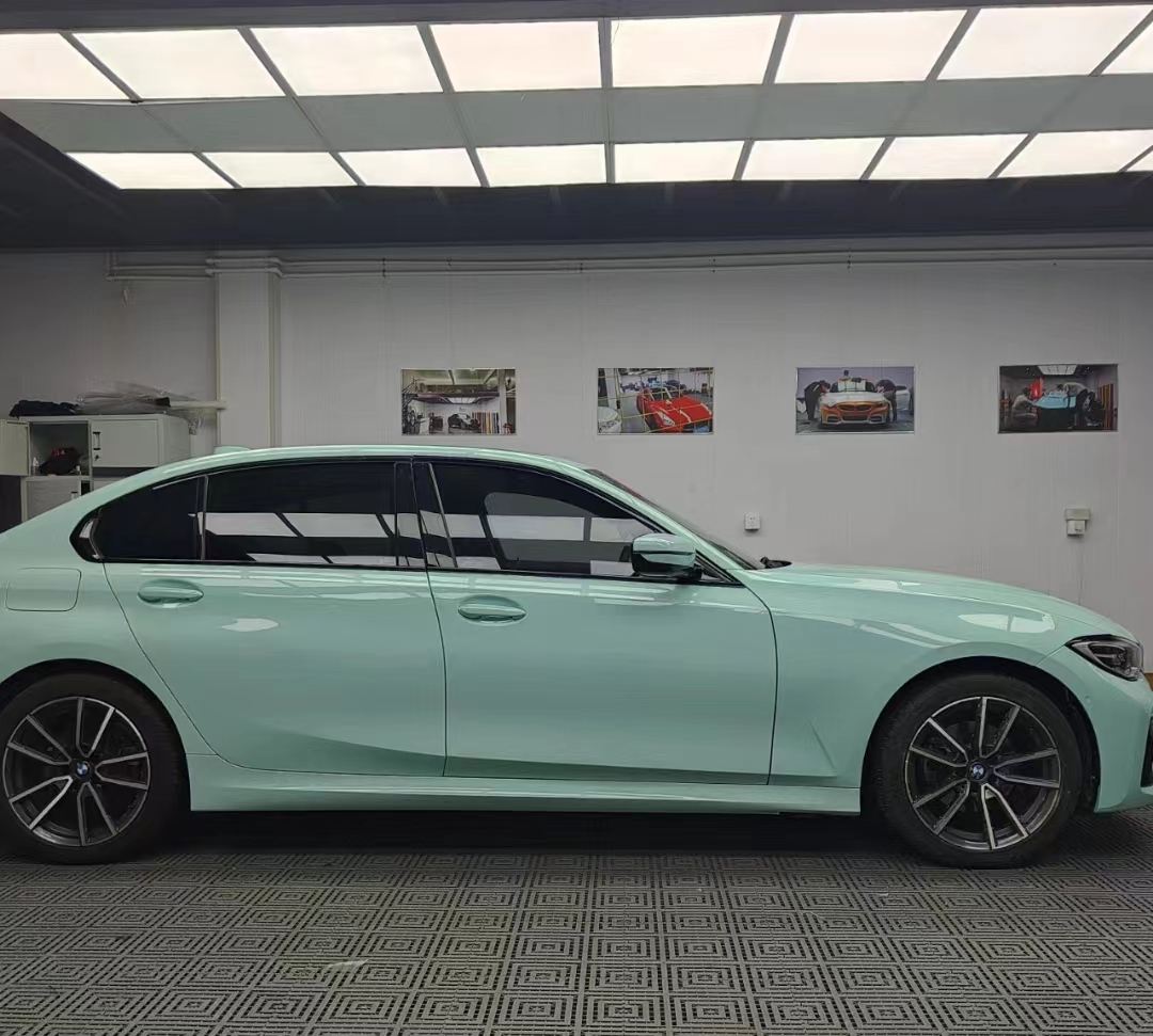 Ravoony Plus Glossy Cragginess Green Car Vinyl Wrap BMW 320Li Wrap