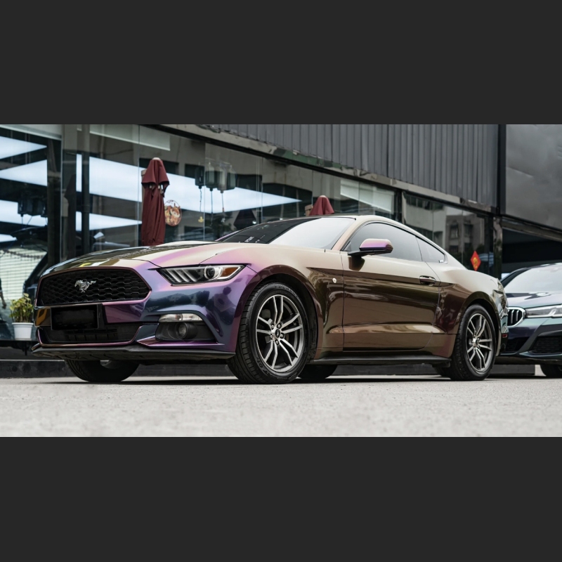 Ravoony Plus Gloss Flowing Phantom Purple Chameleon Wrap Mustang Wrap