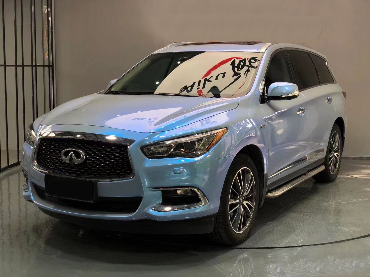 Ravoony Plus Fancy Rock Grey Color Fliper Car Wrap QX60 Wrap