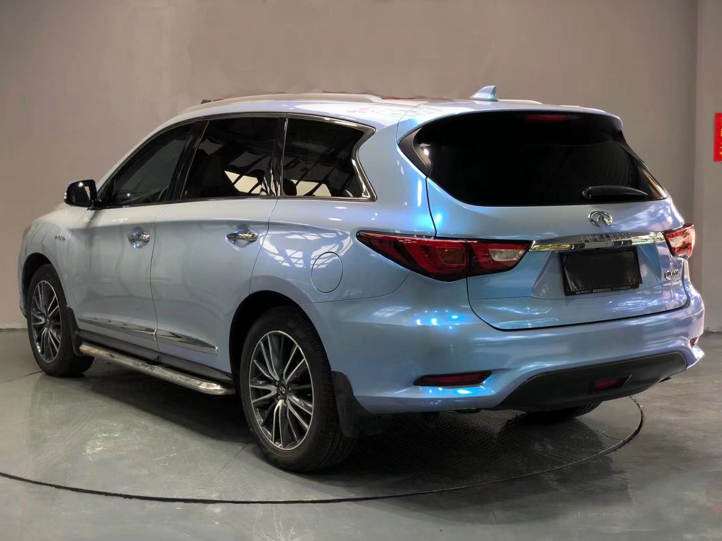 Ravoony Plus Fancy Rock Grey Color Fliper Car Wrap QX60 Wrap
